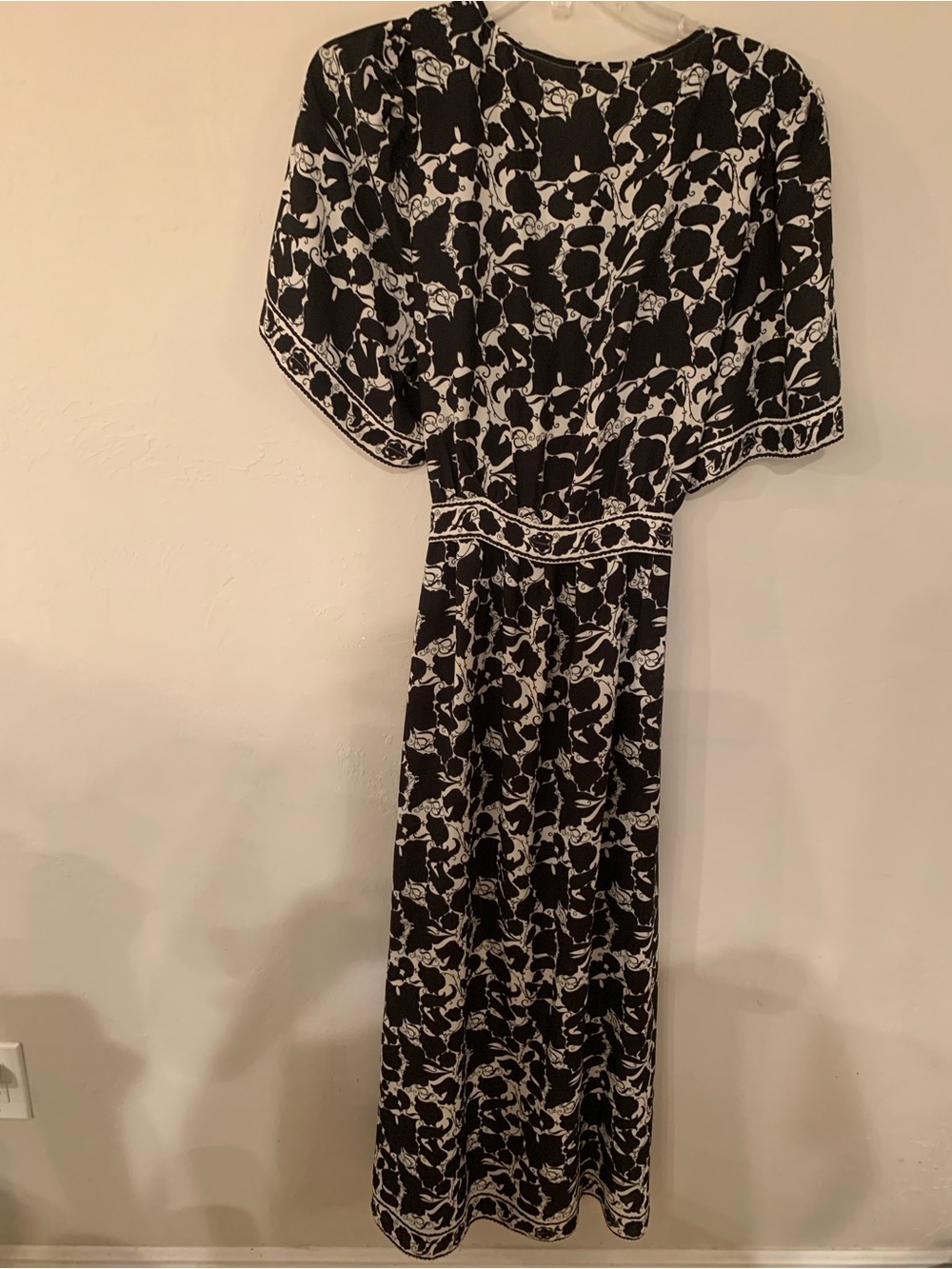 Max Studio Black and White Floral Wrap-Style Sheer XL Maxi Dress NWT - Picture 5 of 5